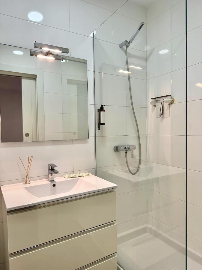 Urbe10 Santa Lucia 1 Bedroom Apartment 1A Málaga Exterior foto